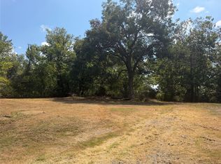 943 W Sherman St, Paris, TX 75460