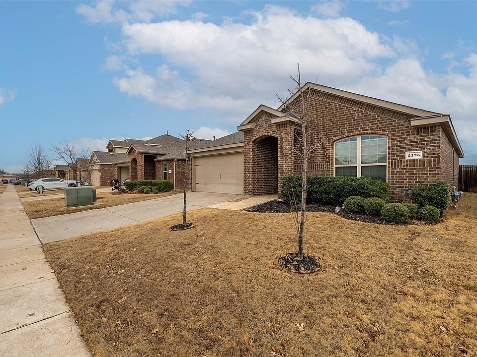 1st image of 2139 Meadow Park Dr