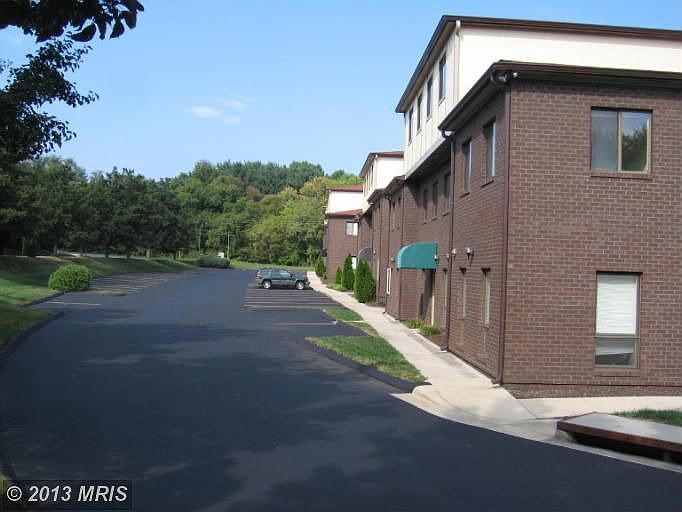 2nd image of 3237 Corporate Ct