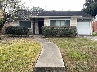 6674 Sylvan Rd, Houston, TX 77023