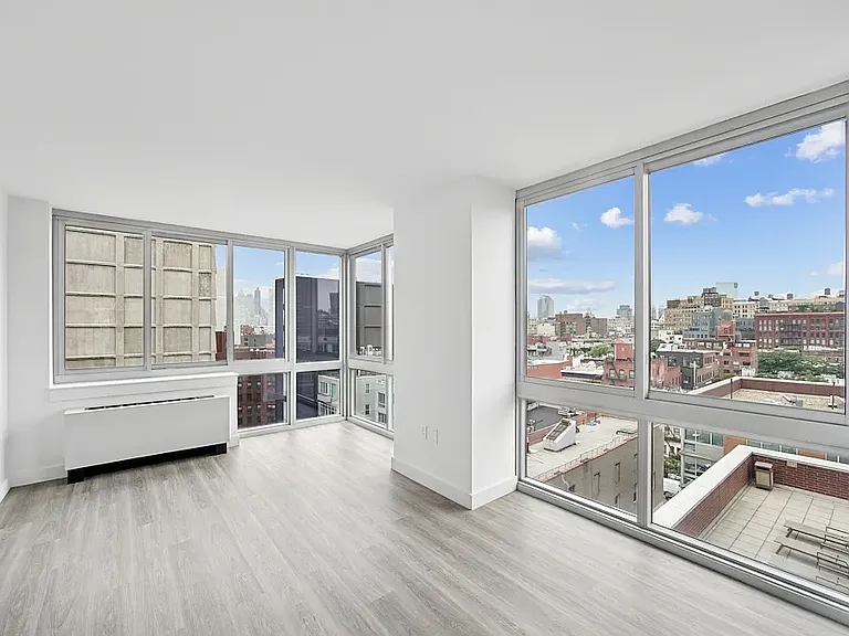 229 Chrystie St #1020-C — Photo 3