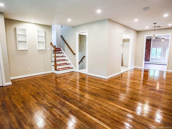 3rd image of 45 Sherman Dr