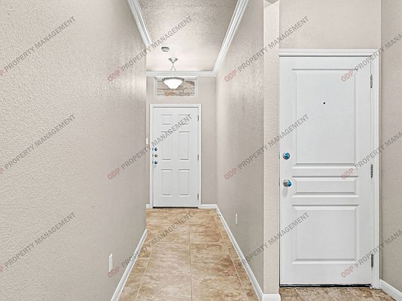 3rd image of 424 Wedgwood Dr