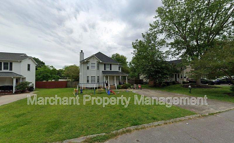 1st image of 118 Creek Dr