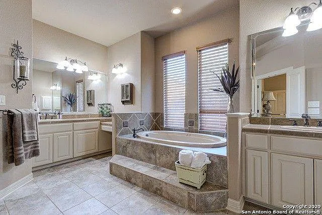 2921 River Way — Photo 5