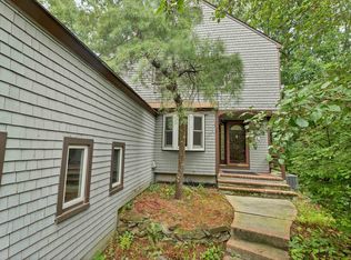 Waterford Place, Nashua, NH 03063