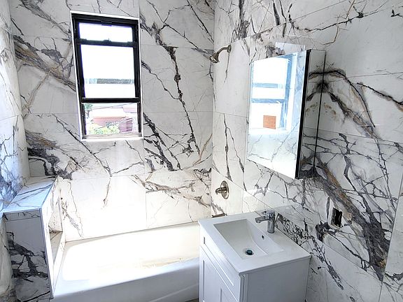 3rd image of 28-17 37th St #2F