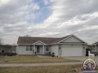 4105 SW Cambridge Ave, Topeka, KS 66610