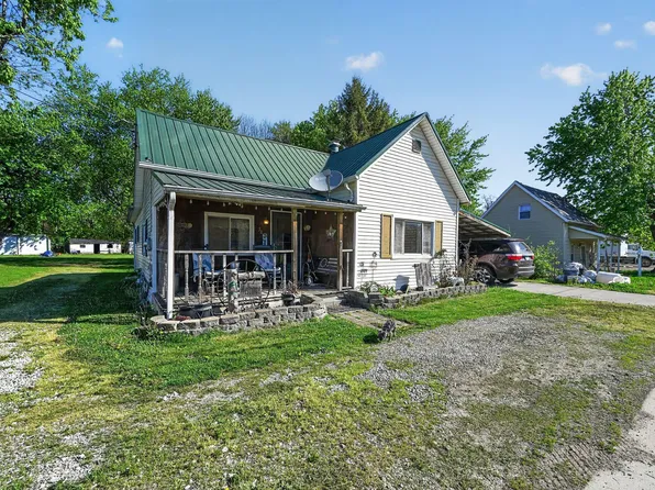 58 Biddle Blvd, Bloomingburg, OH 43106
