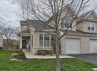 121 Saratoga Ct, Somerset, NJ 08873
