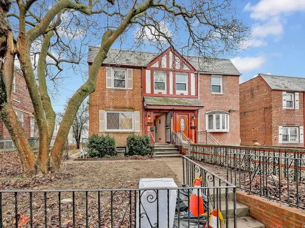 82-28 167th Street, Jamaica Hills, NY 11432