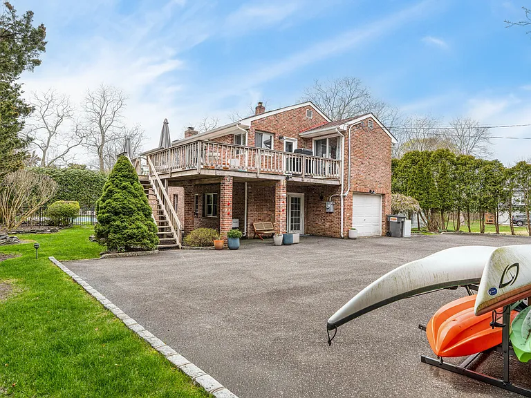 52 Shinnecock Rd #A — Photo 41