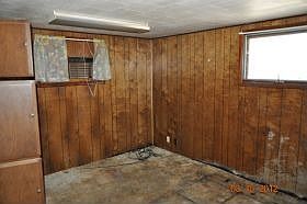 4th image of 208 E Swihart St