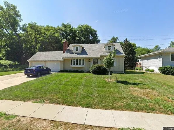 9505 Ohio St, Omaha, NE 68134