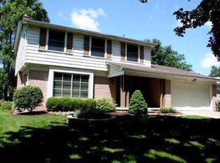 3324 Tacoma Cir, Ann Arbor, MI 48108
