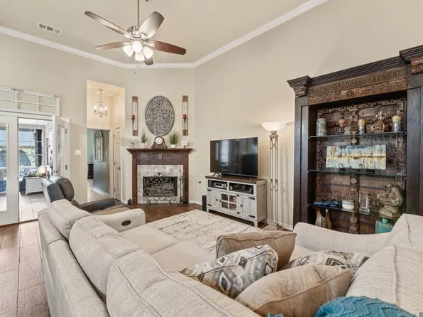 21161 Waterfront East Dr, Maurepas, LA 70449