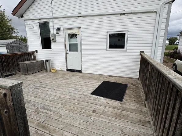 111 4TH Avenue W, Kelvington, SK S0A 1W0