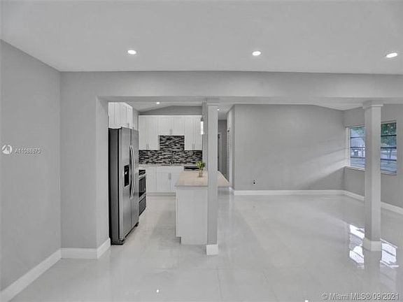 2nd image of 650 E Dayton Cir