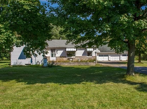 2nd image of 25189 State Road 2