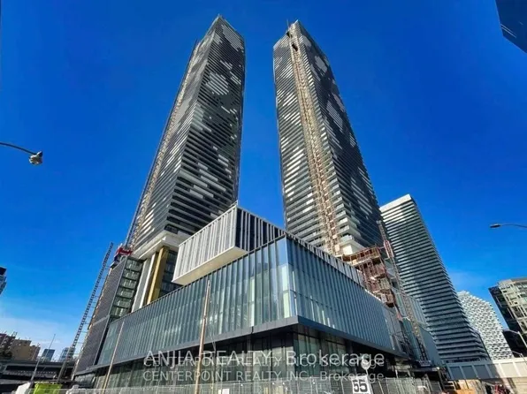 55 Cooper St, Toronto, ON