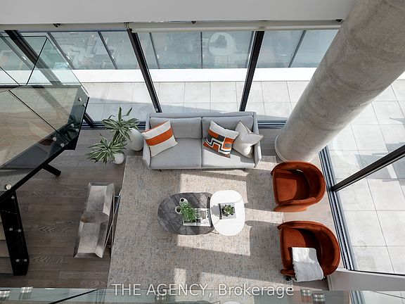 5th image of 161 Roehampton Ave #804