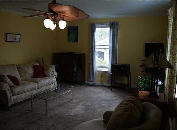 2nd image of 109 Laurel Dr