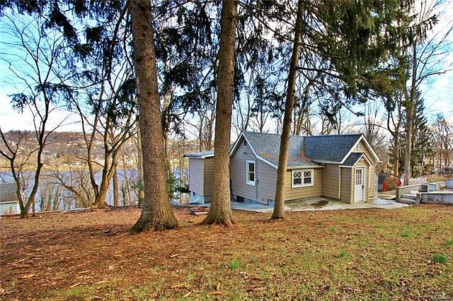 1st image of 34 Worthington Ct