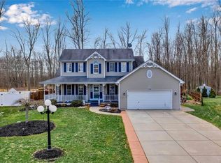 7386 Winbert Dr, North Tonawanda, NY 14120
