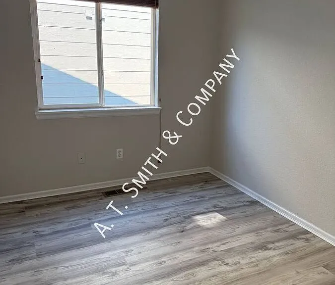 18296 Kinney Creek Way — Photo 13