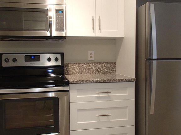 3rd image of 2895 SW 22nd Ave #1020