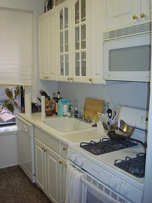 Rented by Metropolitan Equities | media 13