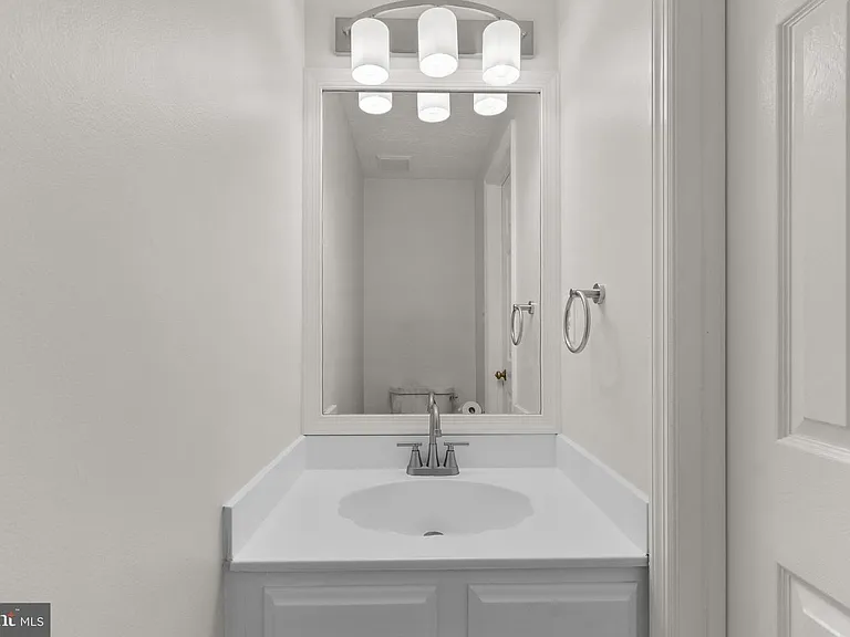 14205 Castlemoor Ct — Photo 18