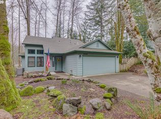 64818 E Sandy River Ln, Rhododendron, OR 97049