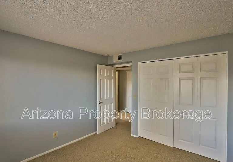 6653 N 27th Ave — Photo 11