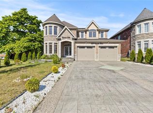 1127 Kennedy Dr, Fort Erie, ON L2A 0C8