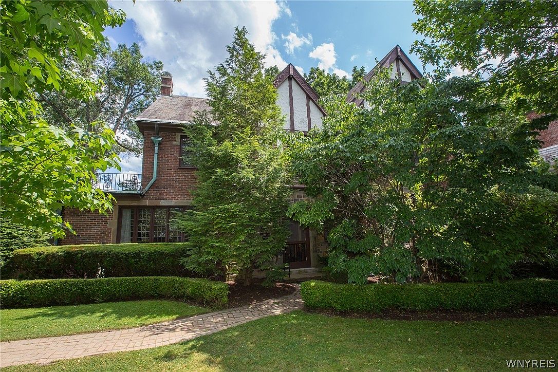 12 Middlesex Rd, Buffalo, NY 14216 Zillow