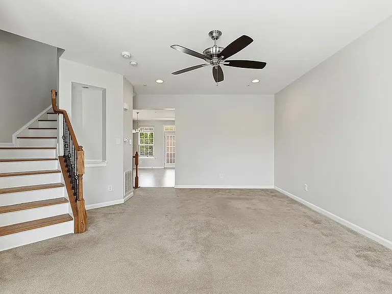232 Geese Lndg — Photo 15