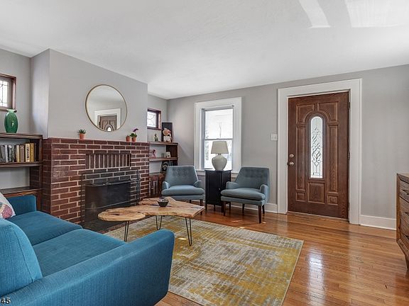 3rd image of 15 Carteret Pl