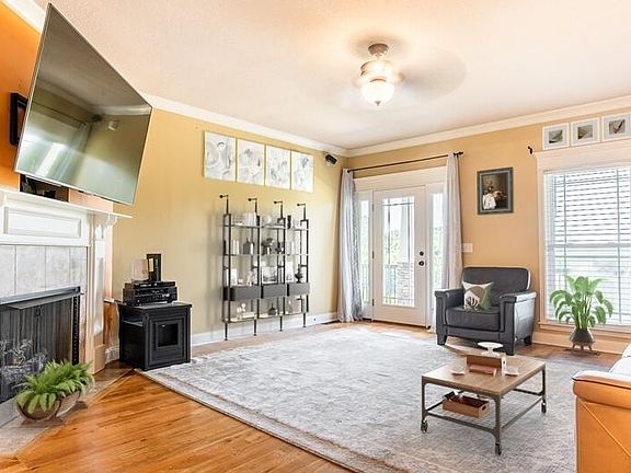 5th image of 40 Willamette Ln