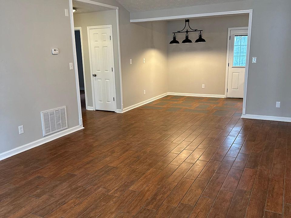 9107 Clubhouse Dr, Riverdale, GA 30274 Zillow