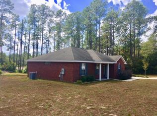 320 Phil Harris Dr, Defuniak Springs, FL 32433