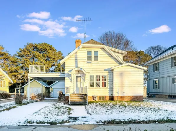 1705 Lincoln STREET, Two Rivers, WI 54241