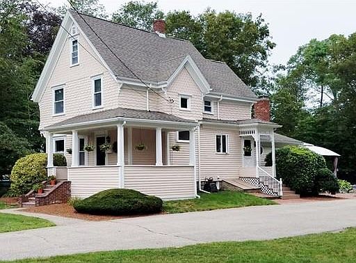1st image of 290 Lincoln St