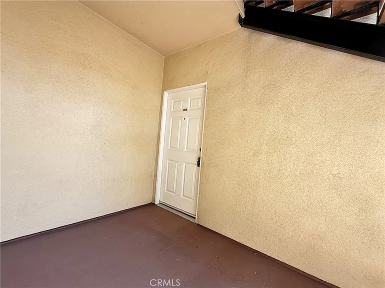 300 E Providencia Ave #111 — Photo 9