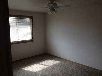 4th image of 4215 Duroc Ln