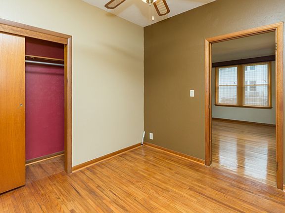5th image of 216 W Kentucky Ave