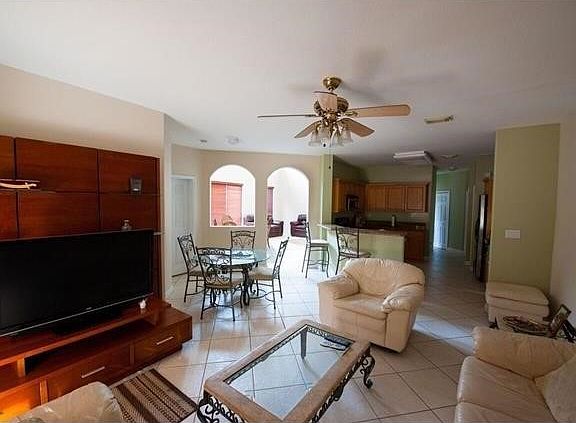 4th image of 4772 NW 113th Pl #0000
