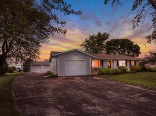 5031 Church Rd, New Franken, WI 54229