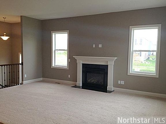 2nd image of 15885 S Cobblestone Lake Parkway S