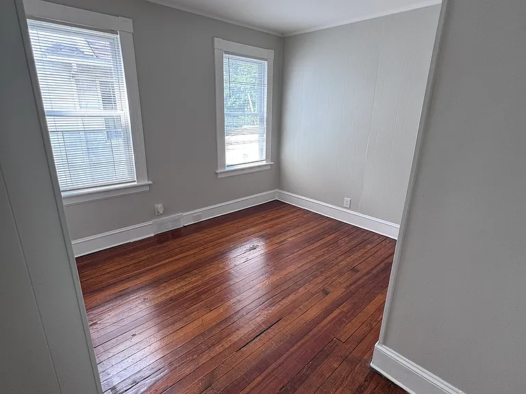111 Smith St — Photo 9